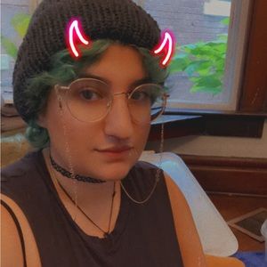 Meet your Posher, Indy